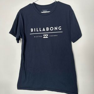 medium navy billabong tee